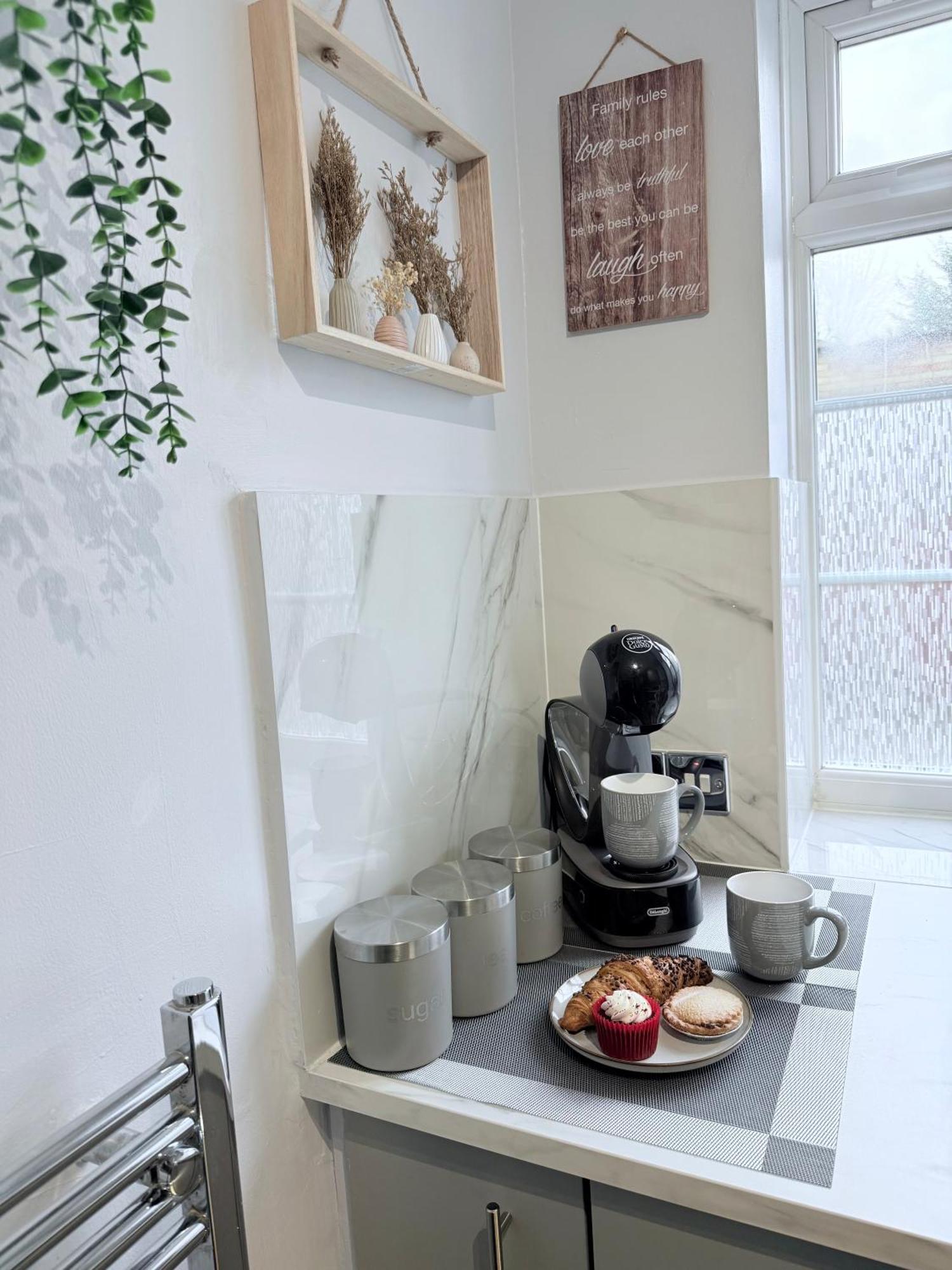 Staylondon - Sleeps 6 With Free Parking - Tourist, Concerts & Matches Londres Exterior foto