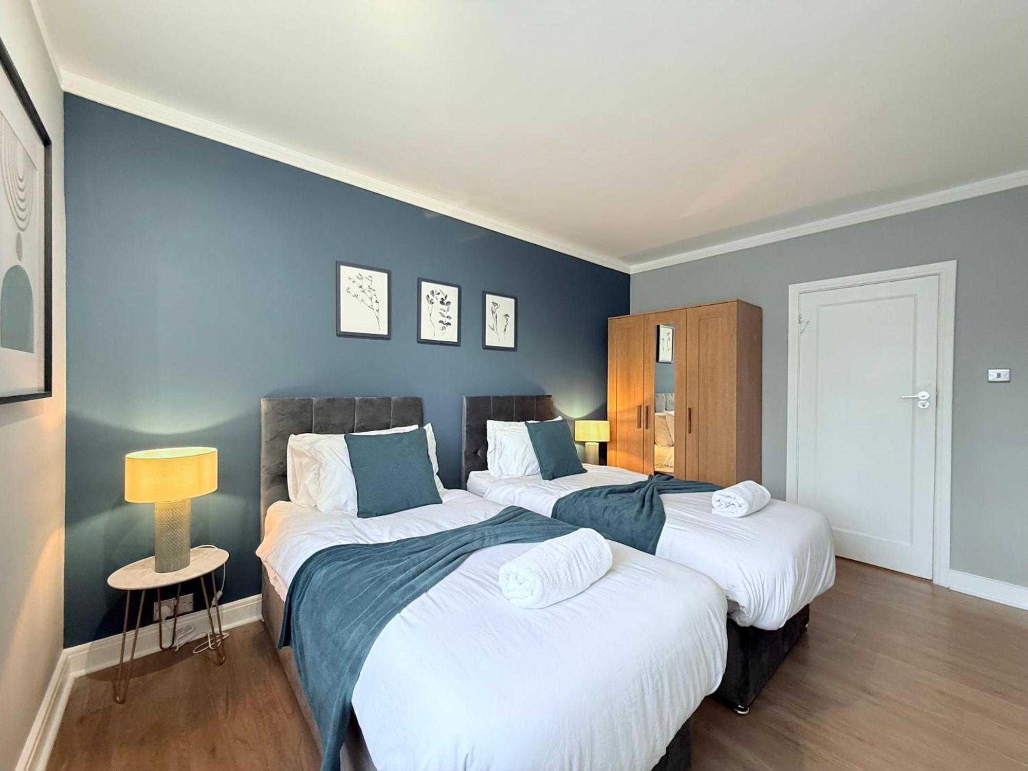 Staylondon - Sleeps 6 With Free Parking - Tourist, Concerts & Matches Londres Exterior foto